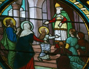 Vitrail reprsentant la prsentation de la Vierge Marie au Temple